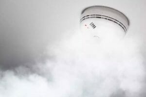 smoke detector with smoke