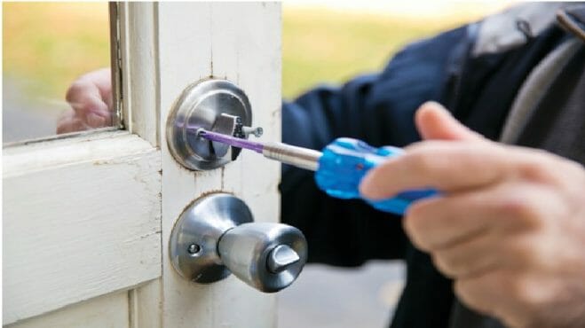 removing doorknob
