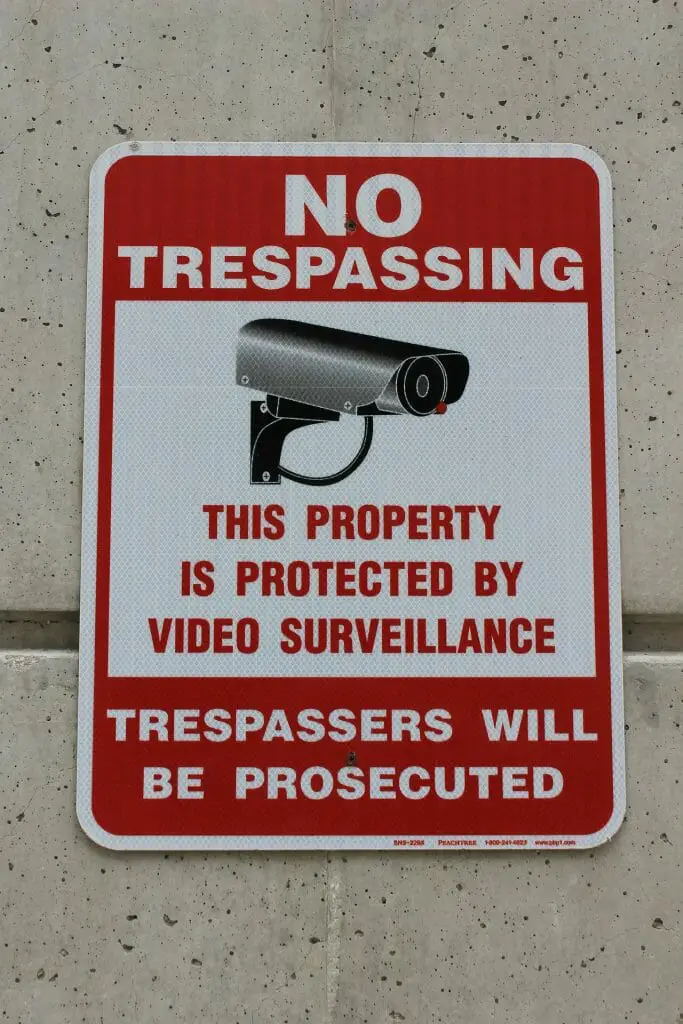 a "no trespassing" sign