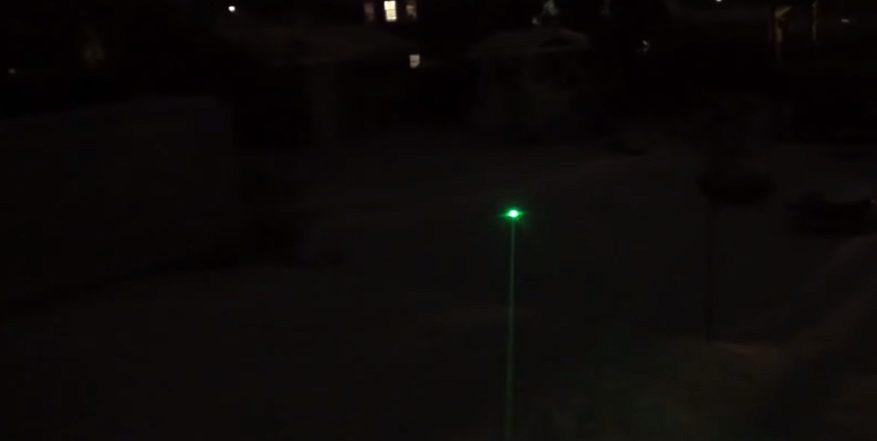 a pointer laser light in green