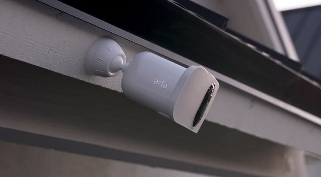 Can Security Cameras Read License Plates at Night?